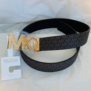 NWT MK reversible logo belt